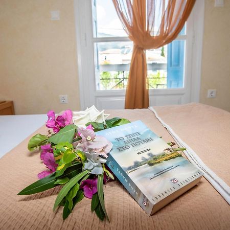 Hotel Argo Galaxidi Bagian luar foto
