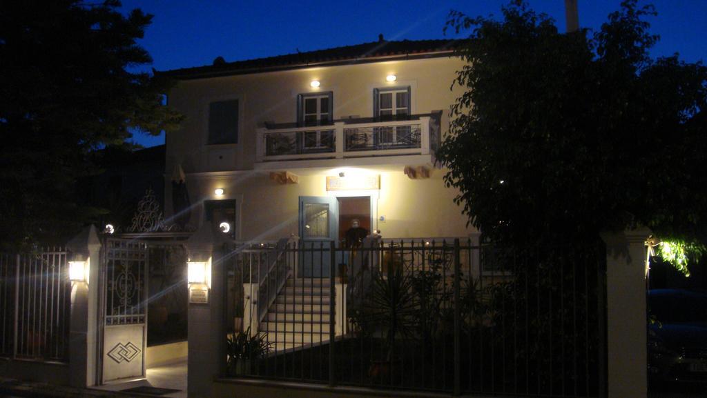 Hotel Argo Galaxidi Bagian luar foto