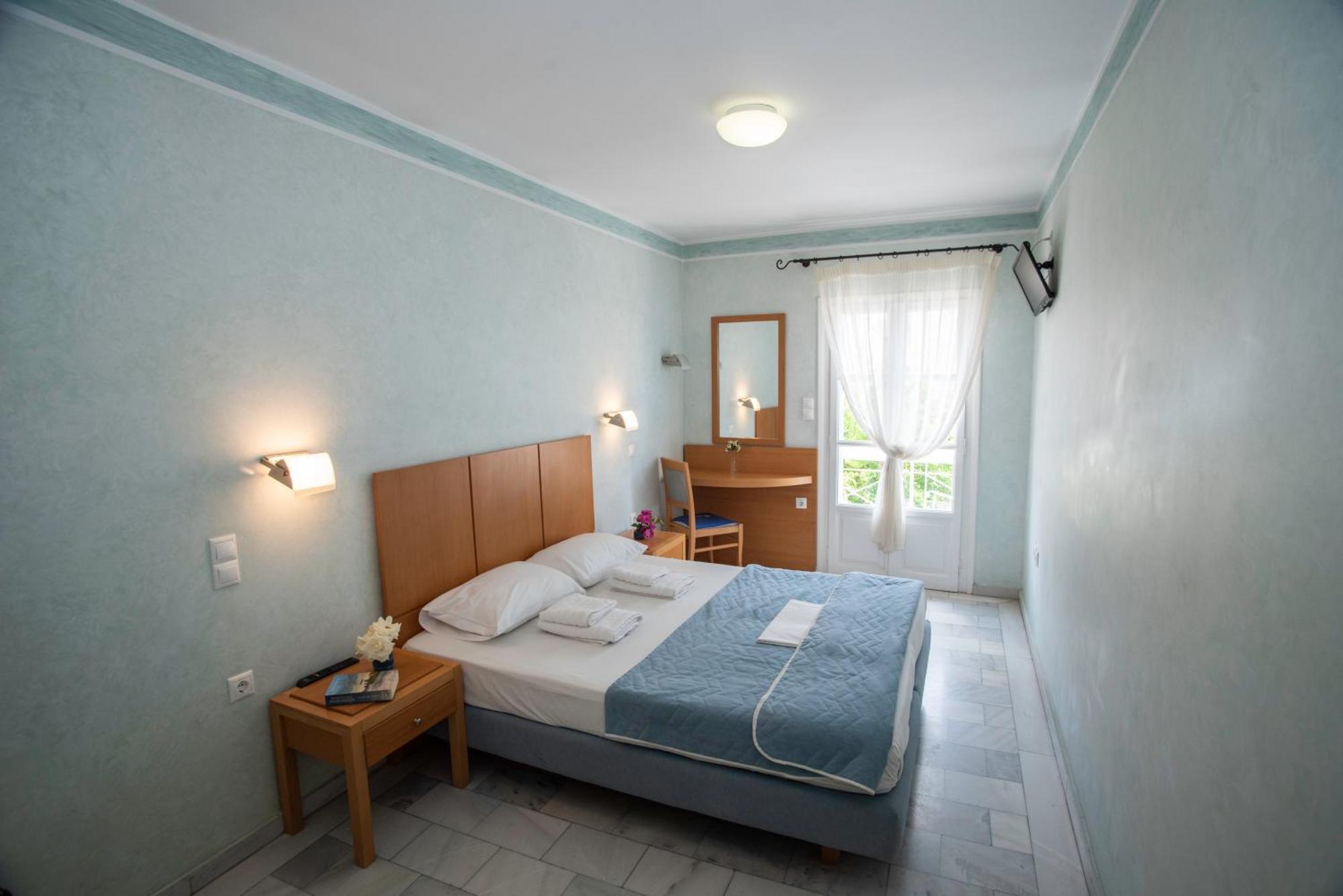 Hotel Argo Galaxidi Bagian luar foto