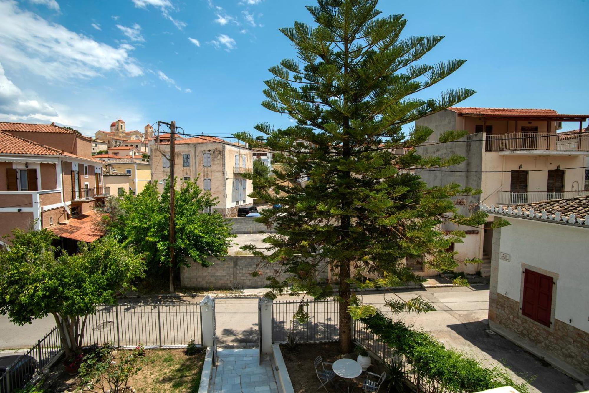 Hotel Argo Galaxidi Bagian luar foto