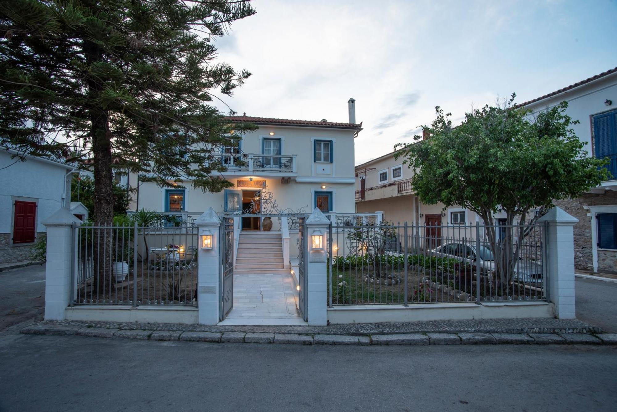 Hotel Argo Galaxidi Bagian luar foto