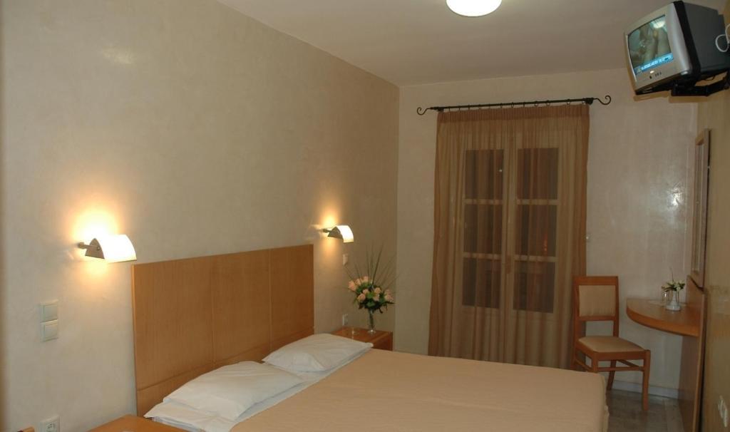 Hotel Argo Galaxidi Ruang foto